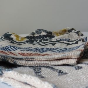 Light-weight Elephant Top